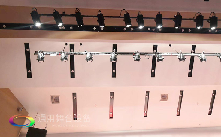 通用舞台吊杆承接禅城融媒体中心报告厅舞台建设 促进佛山区级融媒体建设再迈大步